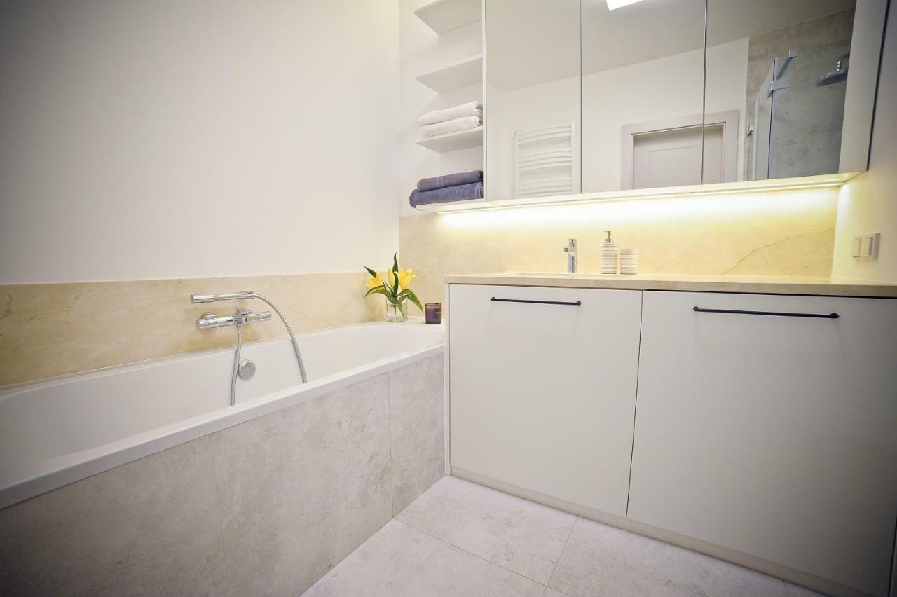 Luna Deluxe Apartment